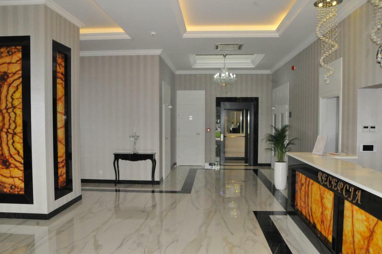 Hotel Lord ราดอม ภายนอก รูปภาพ